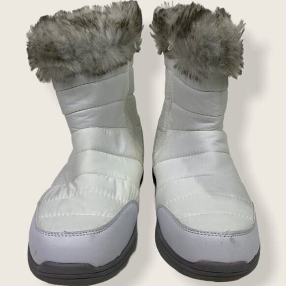 Everlast Cozy Piper Fluffy Lined Warm Fall Winter Short Boots Size 9 White - Picture 1 of 10